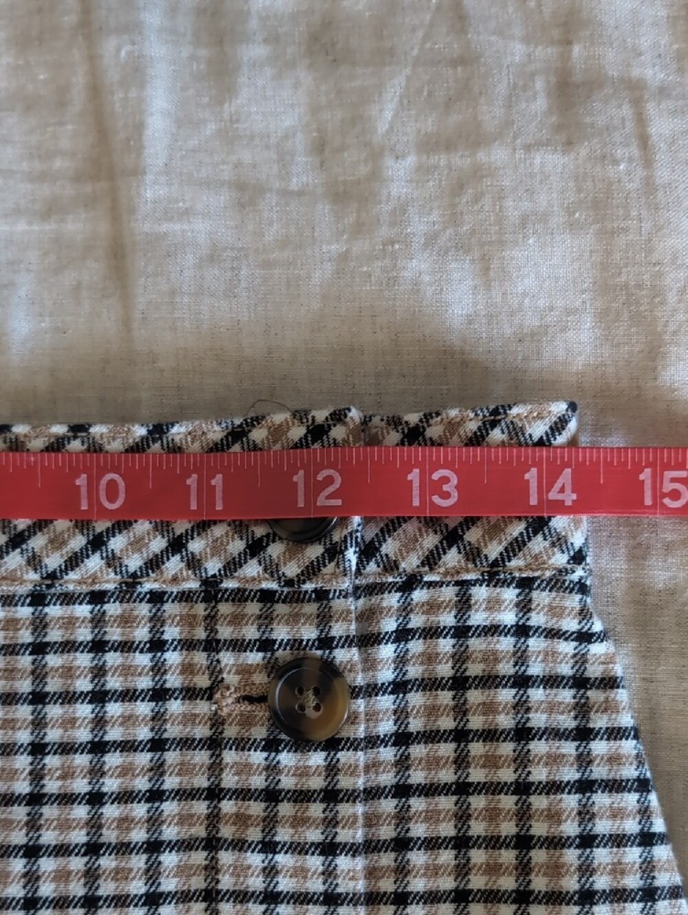 H&M Plaid Mini Skirt in Beige, Black and Brown - Picture 5 of 6